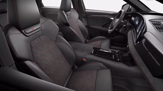 Bilde som viser S-interiør med sportsseter plus, sort Dinamica mikrofiber / skinn, Audi Sport GmbH fargede sømmer i rødt